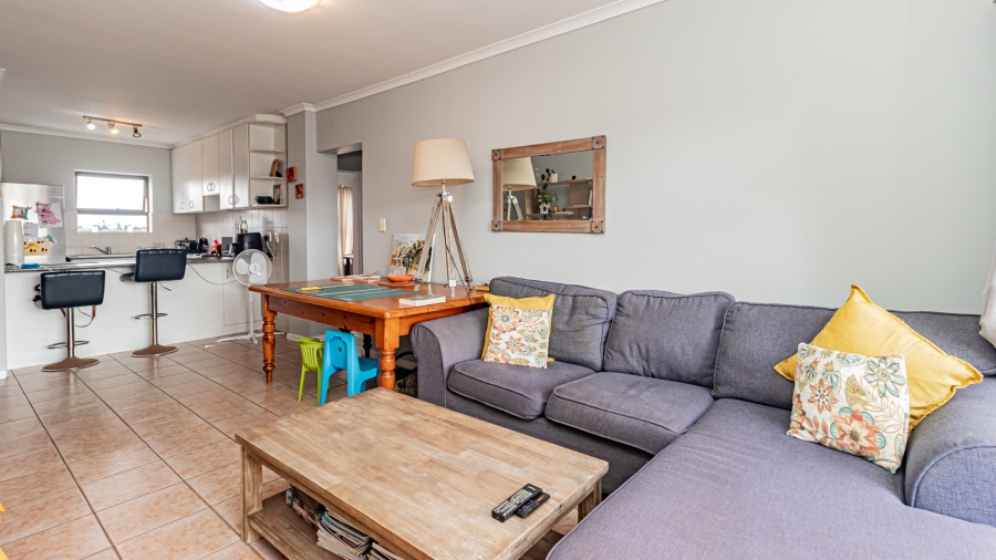 2 Bedroom Property for Sale in Vredekloof Western Cape